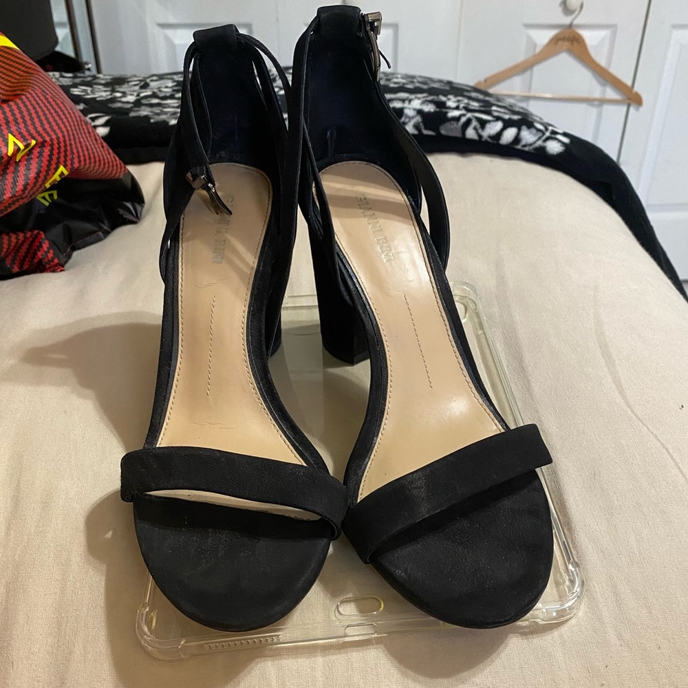 Gianni Bini Black Heels
